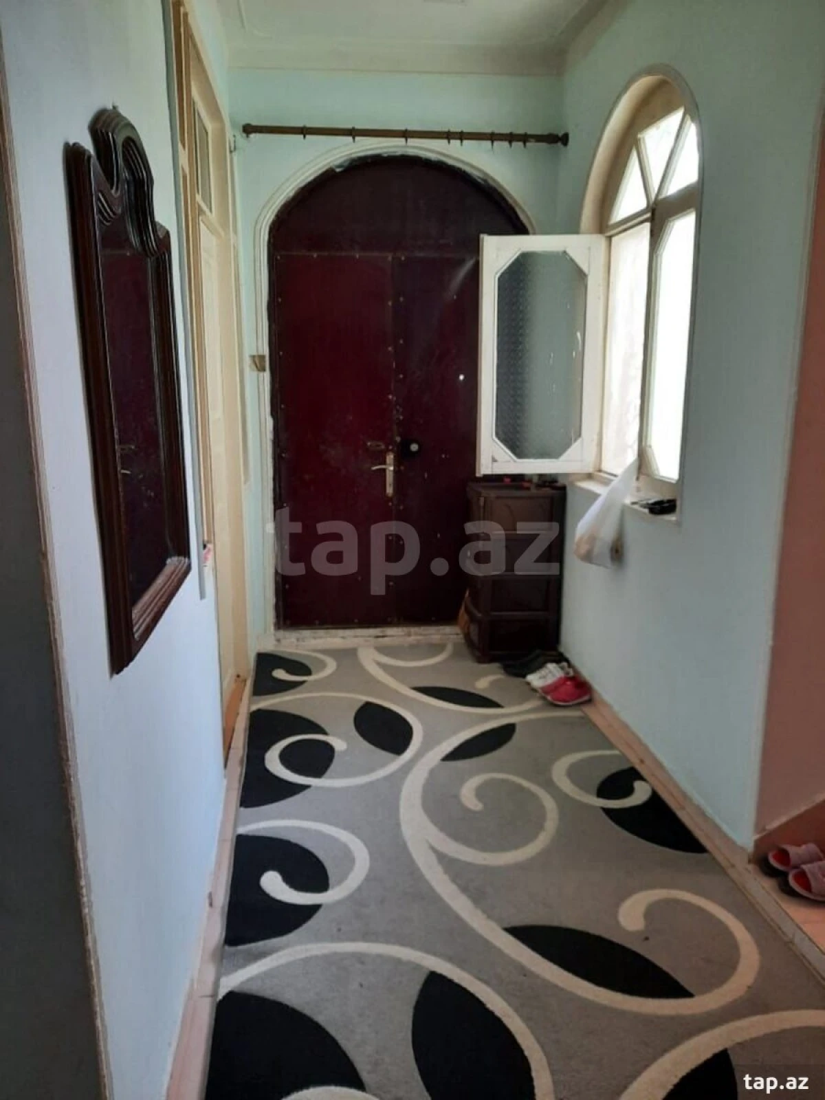 Satılır 5 otaqlı həyət evi