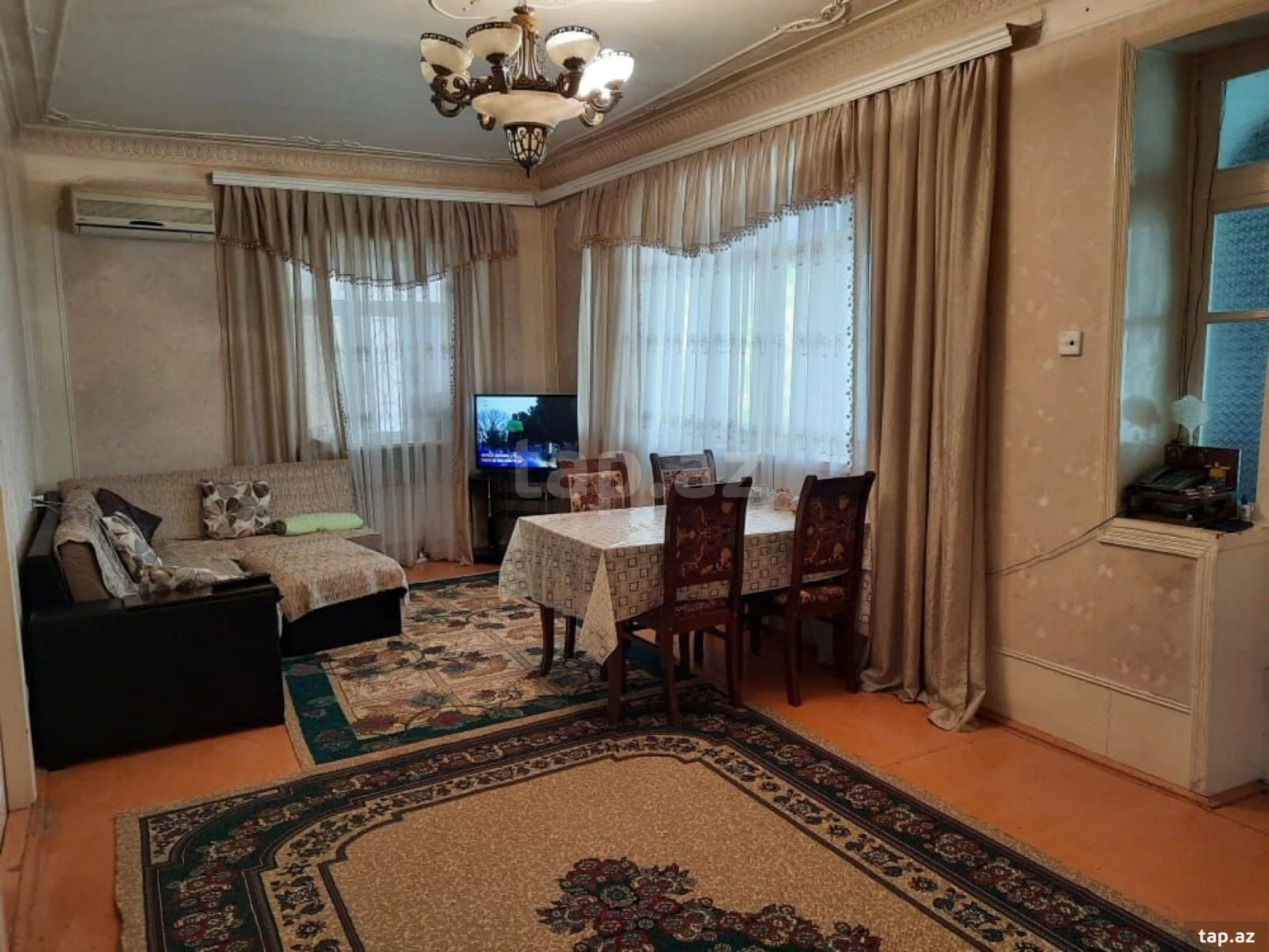 Satılır 5 otaqlı həyət evi