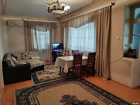 Satılır 5 otaqlı həyət evi