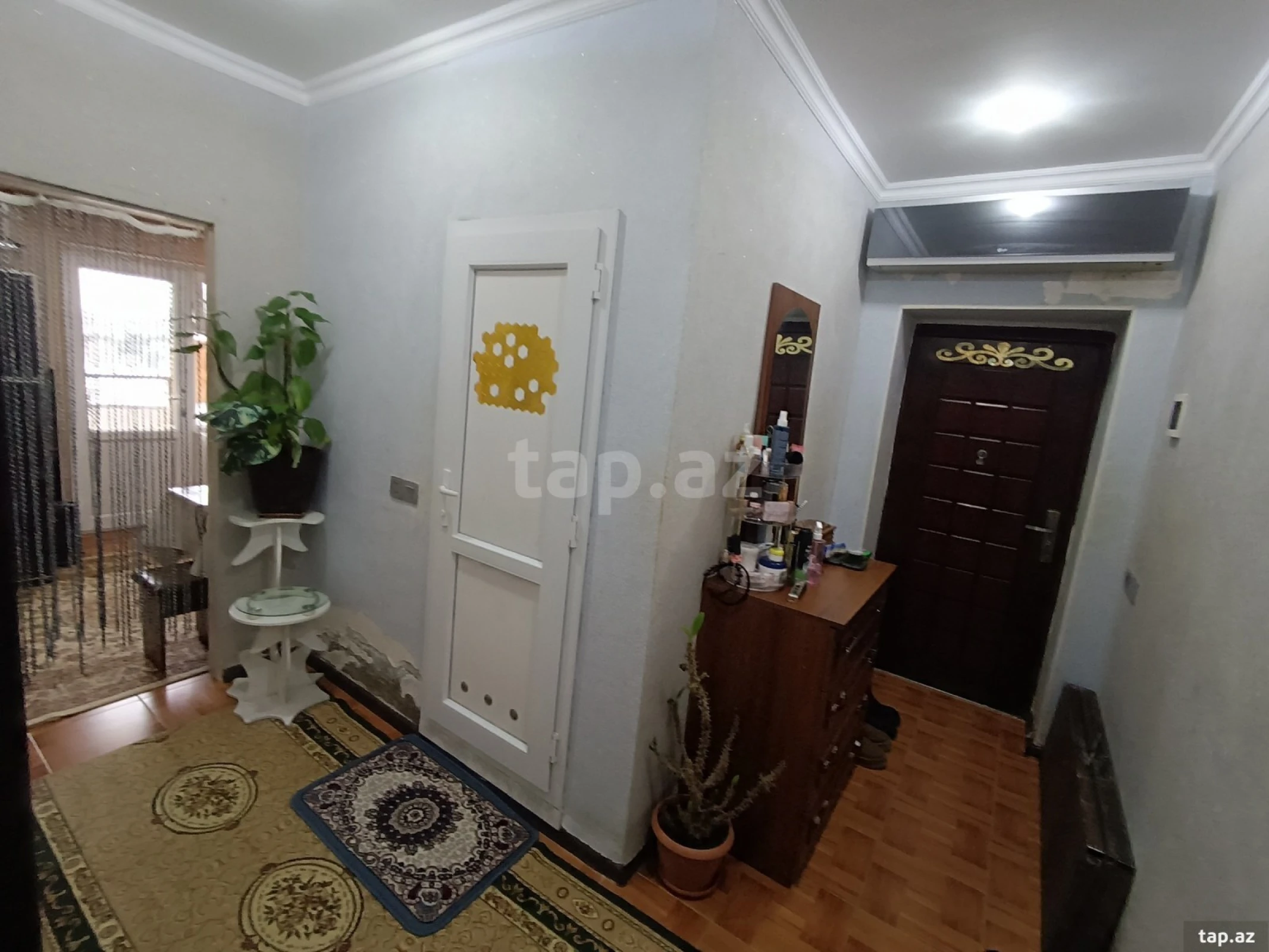 Satılır 2 otaqlı mənzil 58 m²