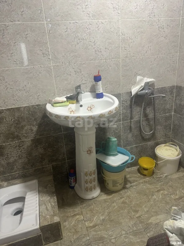 Satılır 2 otaqlı mənzil 62 m²