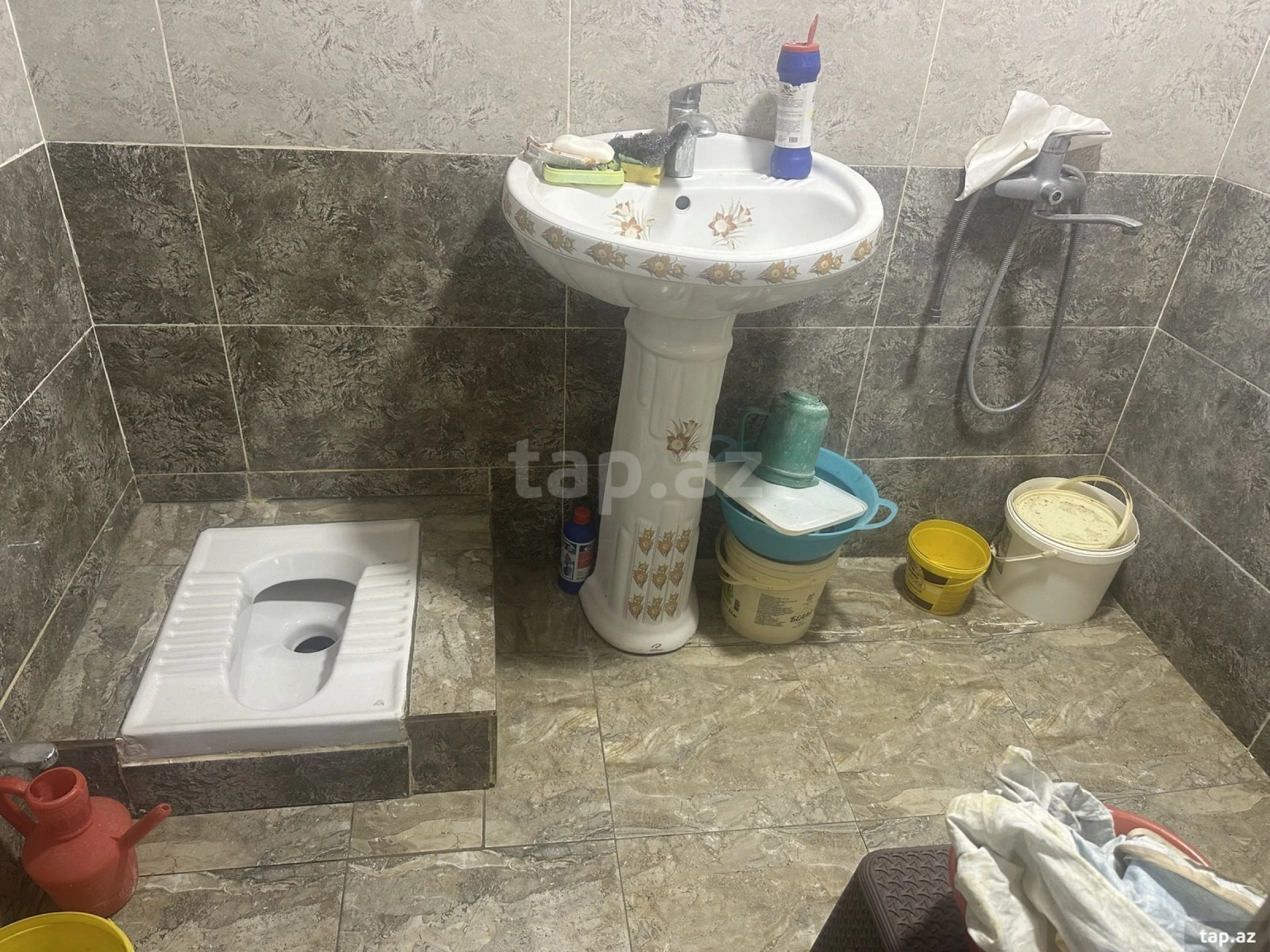 Satılır 2 otaqlı mənzil 62 m²