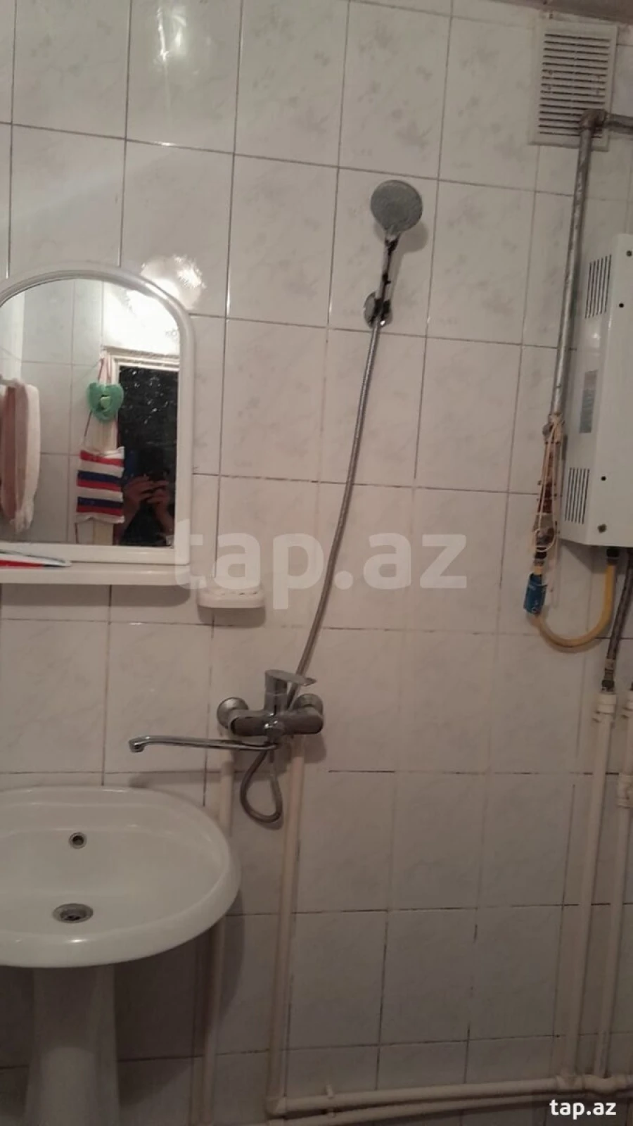 Satılır 2 otaqlı yeni tikili 55 m²
