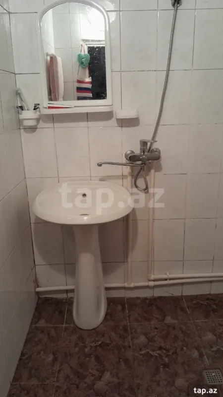 Satılır 2 otaqlı yeni tikili 55 m²
