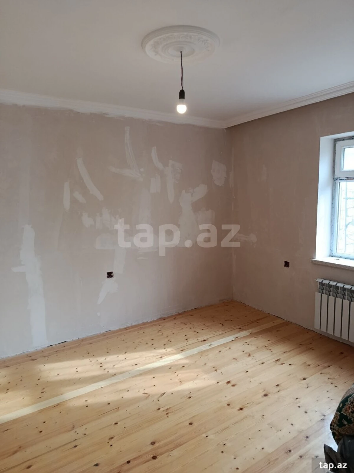 Satılır 3 otaqlı həyət evi