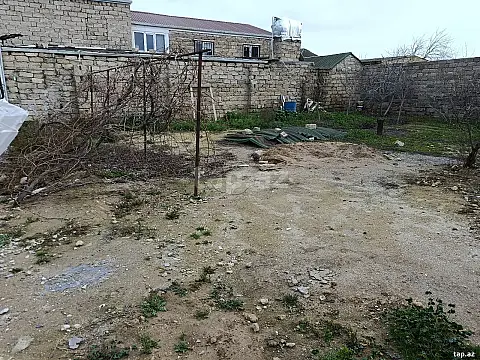 Satılır 3 otaqlı həyət evi