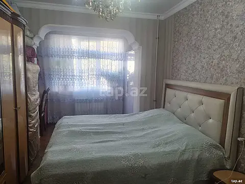 Satılır 4 otaqlı mənzil 110 m²