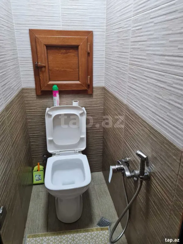 Satılır 4 otaqlı mənzil 110 m²