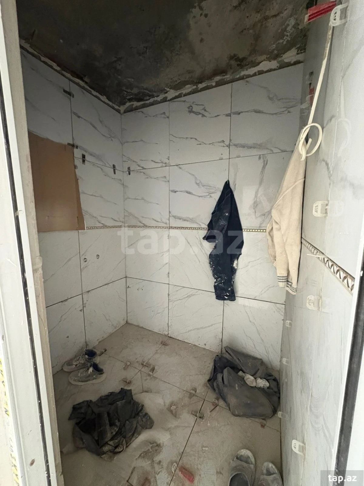 Satılır 5 otaqlı mənzil 111 m²