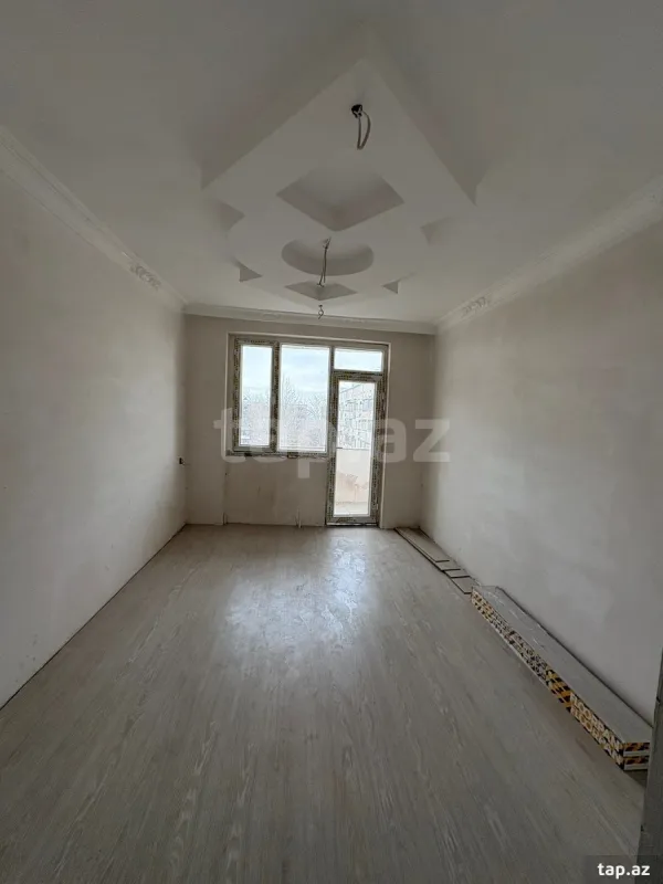 Satılır 5 otaqlı mənzil 111 m²