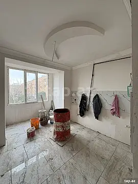 Satılır 5 otaqlı mənzil 111 m²
