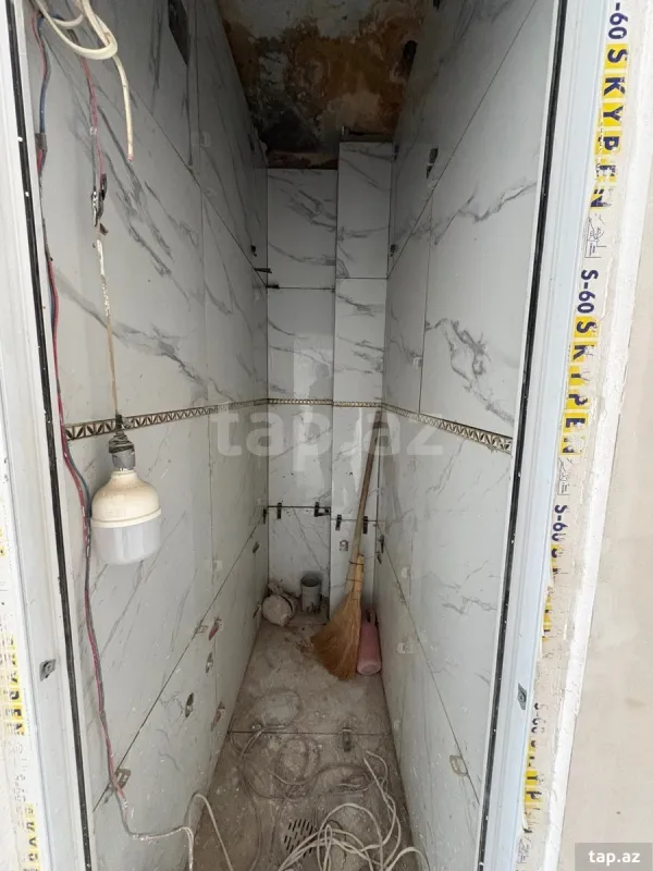 Satılır 5 otaqlı mənzil 111 m²