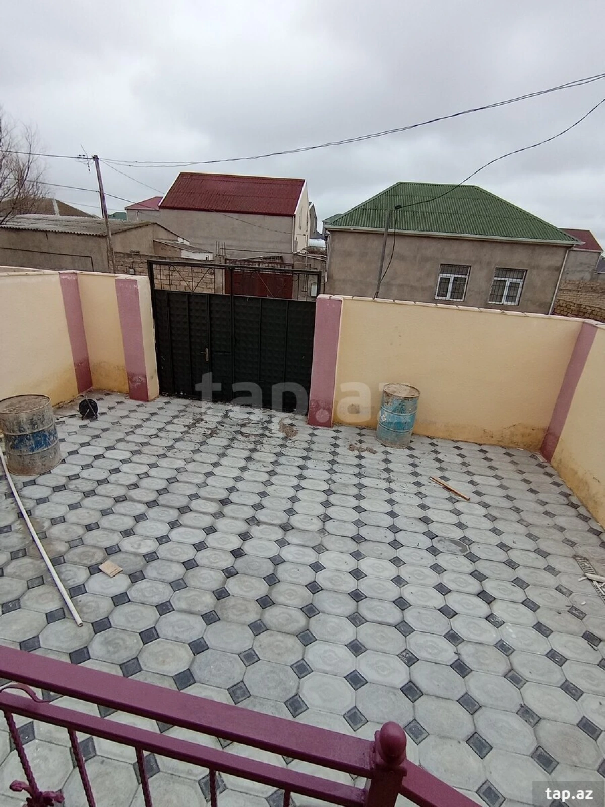 Satılır 3 otaqlı həyət evi