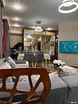 Satılır 7 otaqlı mənzil 187 m²