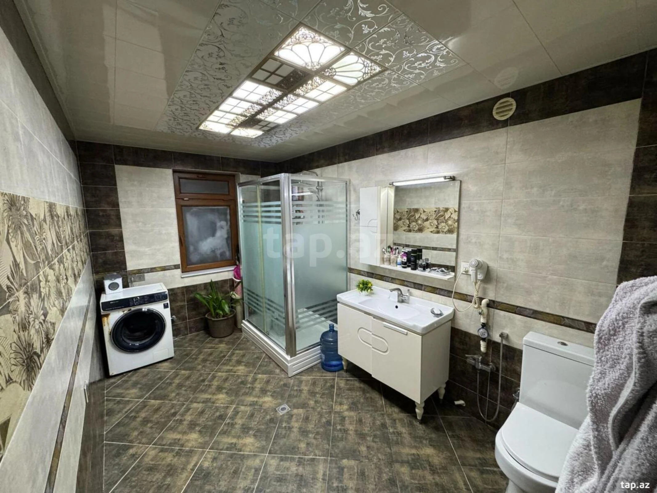 Satılır 7 otaqlı mənzil 187 m²