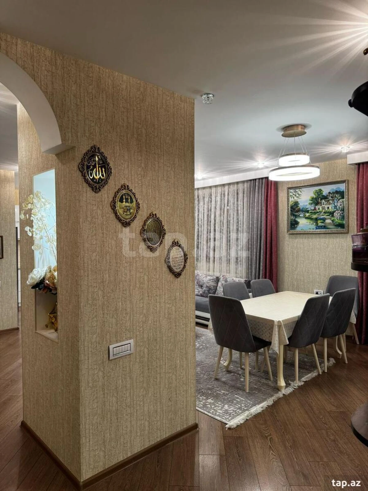 Satılır 7 otaqlı mənzil 187 m²