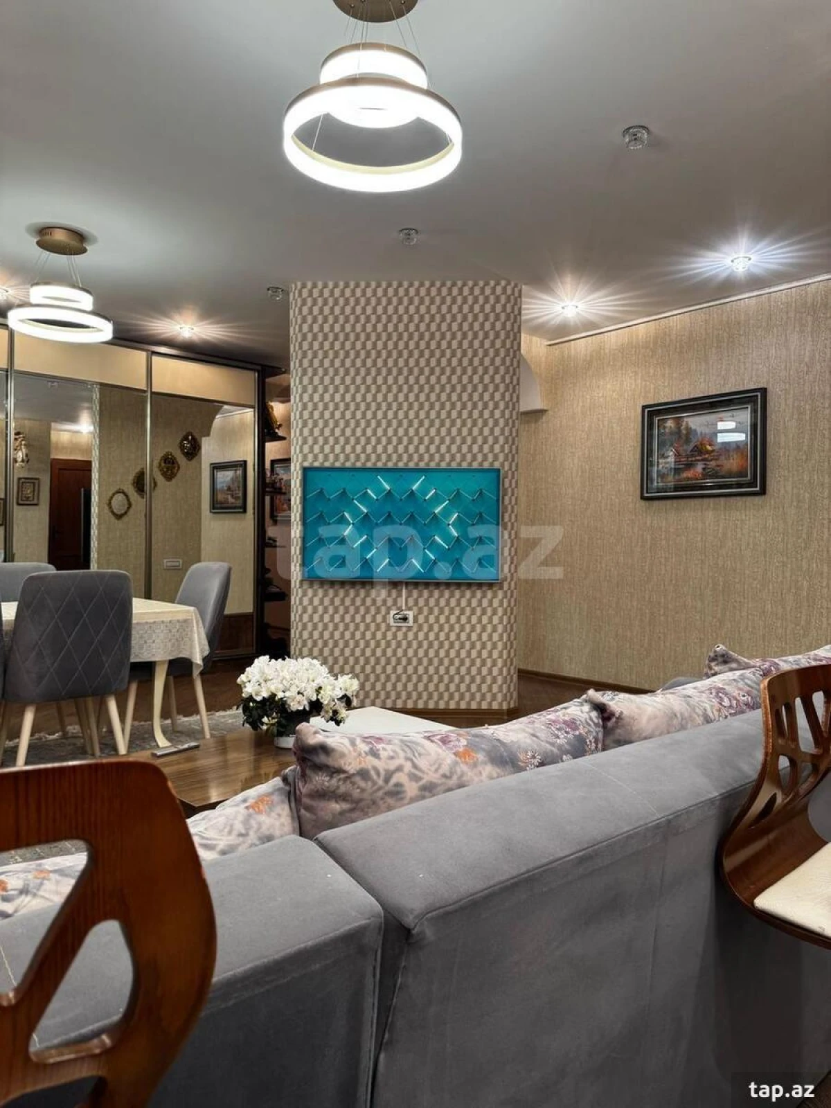 Satılır 7 otaqlı mənzil 187 m²