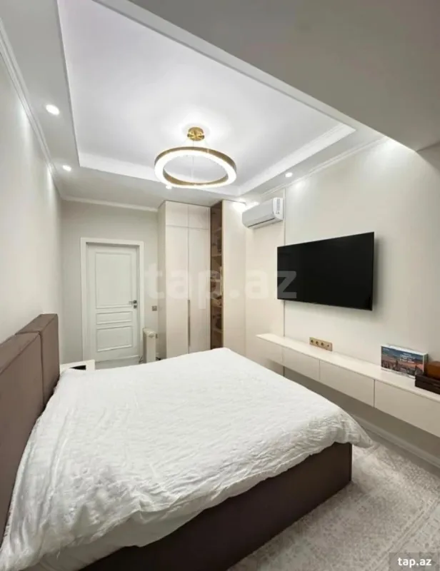 Kirayə verilir 2 otaqlı yeni tikili 70 m²