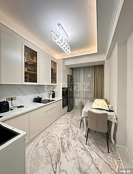 Kirayə verilir 2 otaqlı yeni tikili 70 m²