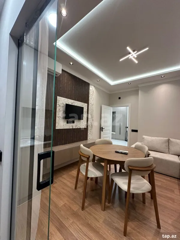 Kirayə verilir 2 otaqlı yeni tikili 60 m²