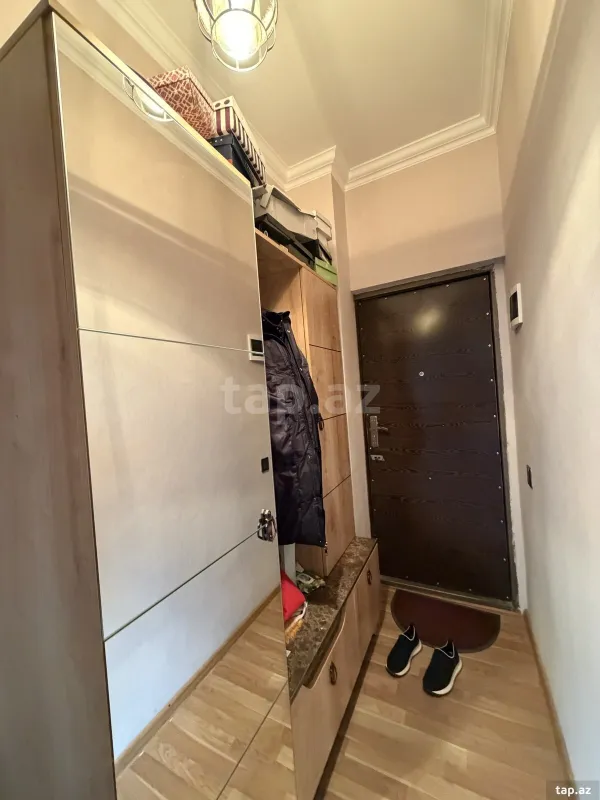 Satılır 1 otaqlı mənzil 40 m²