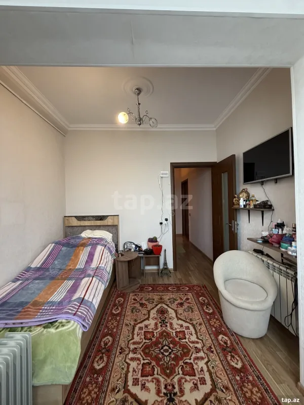 Satılır 1 otaqlı mənzil 40 m²