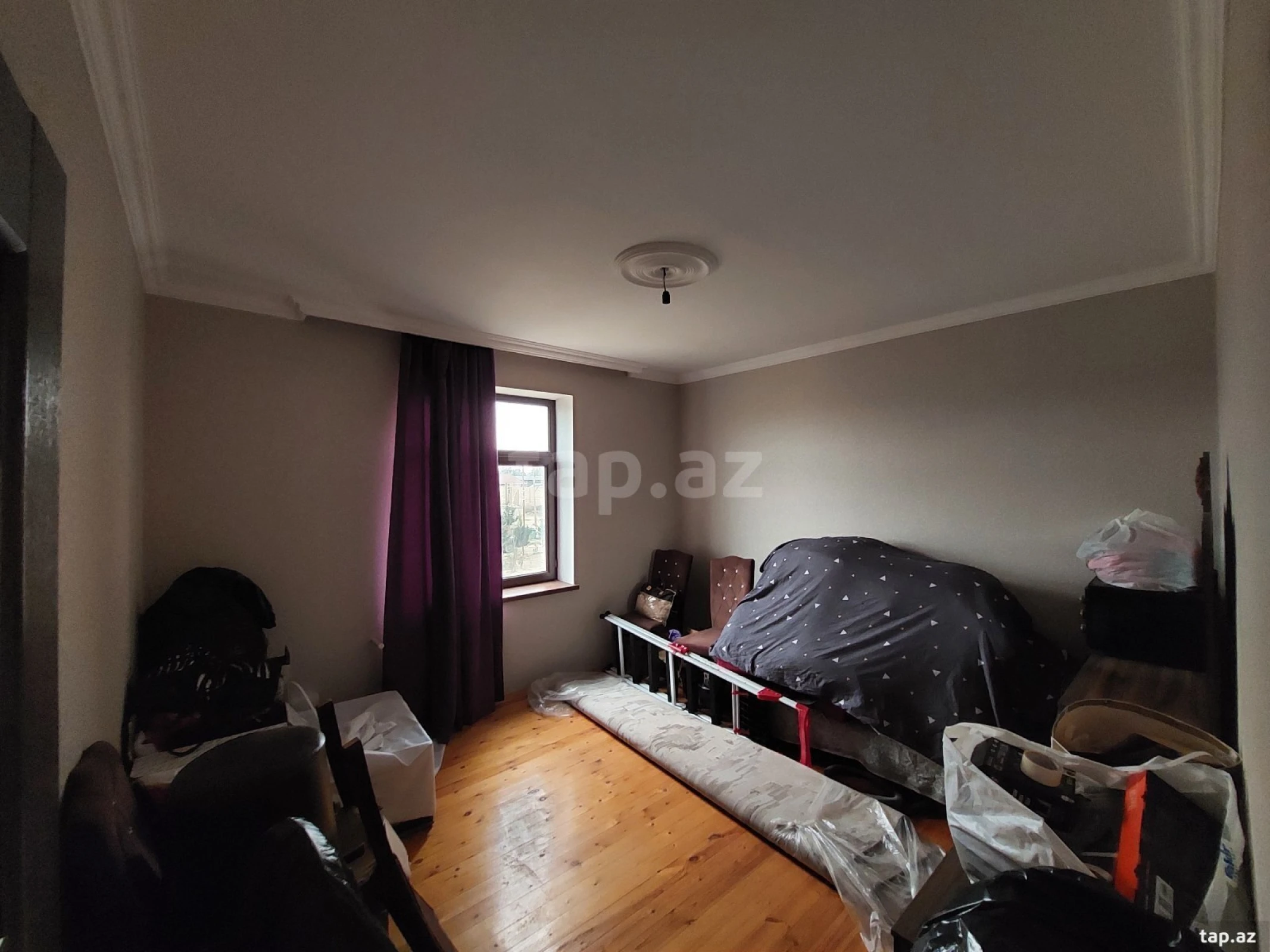 Satılır 5 otaqlı həyət evi