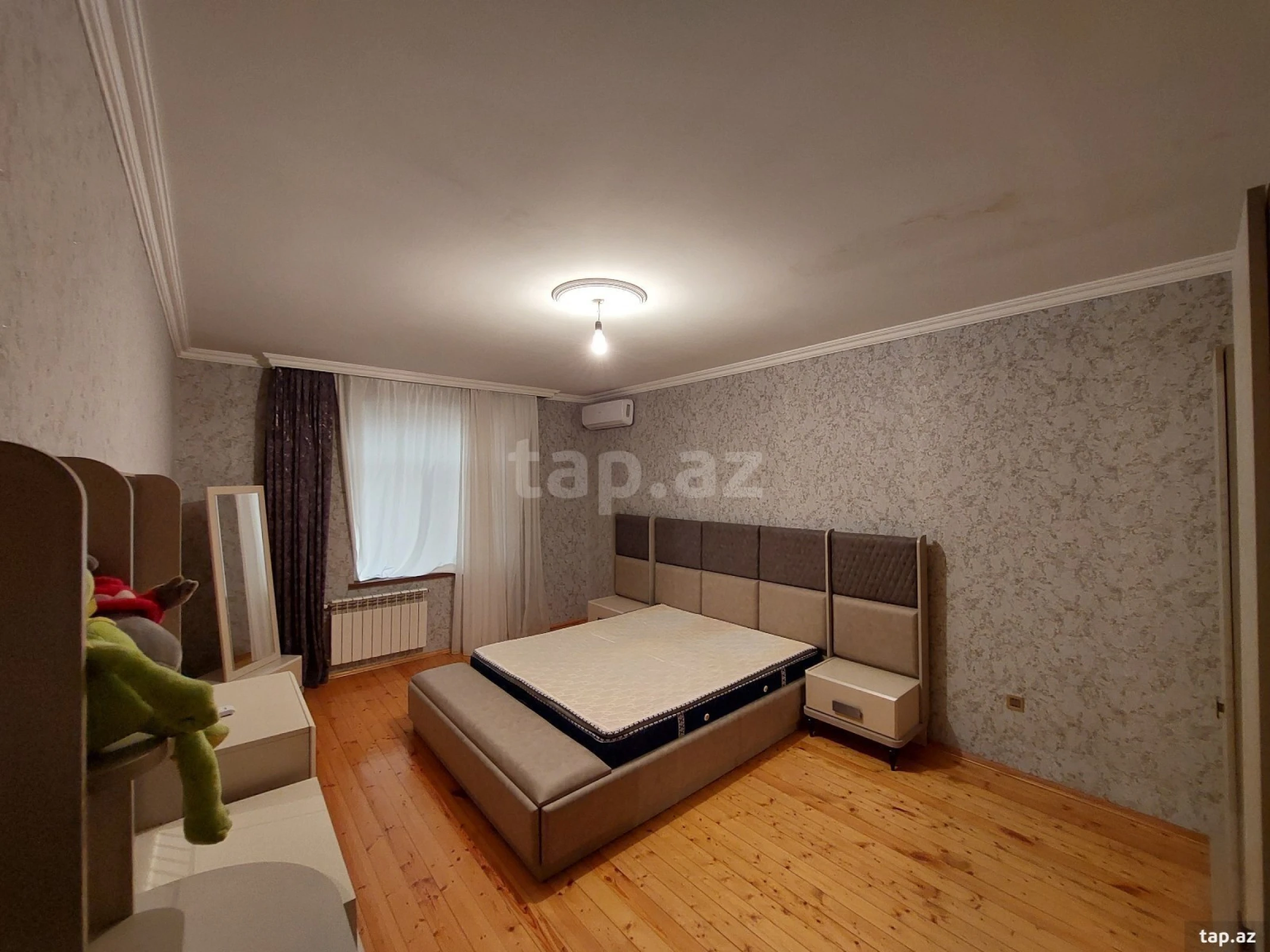 Satılır 5 otaqlı həyət evi