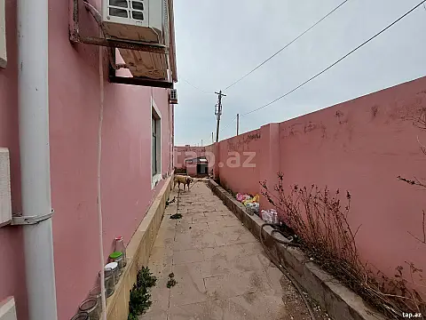 Satılır 5 otaqlı həyət evi