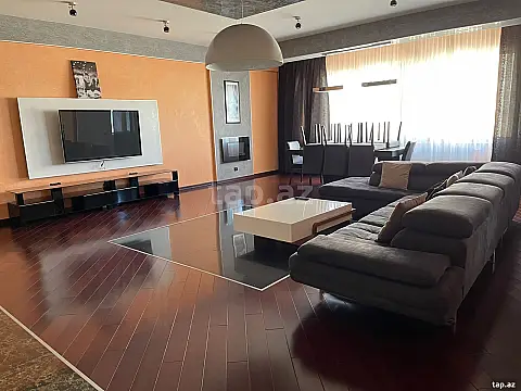Satılır 7 otaqlı yeni tikili 475 m²