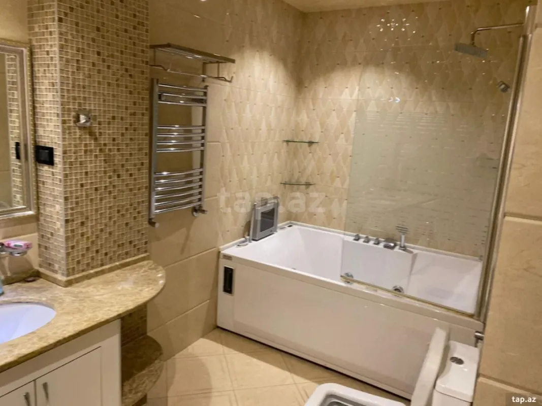 Satılır 7 otaqlı yeni tikili 475 m²