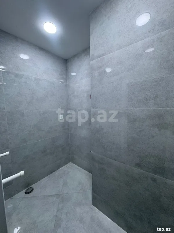 Satılır 2 otaqlı yeni tikili 66 m²