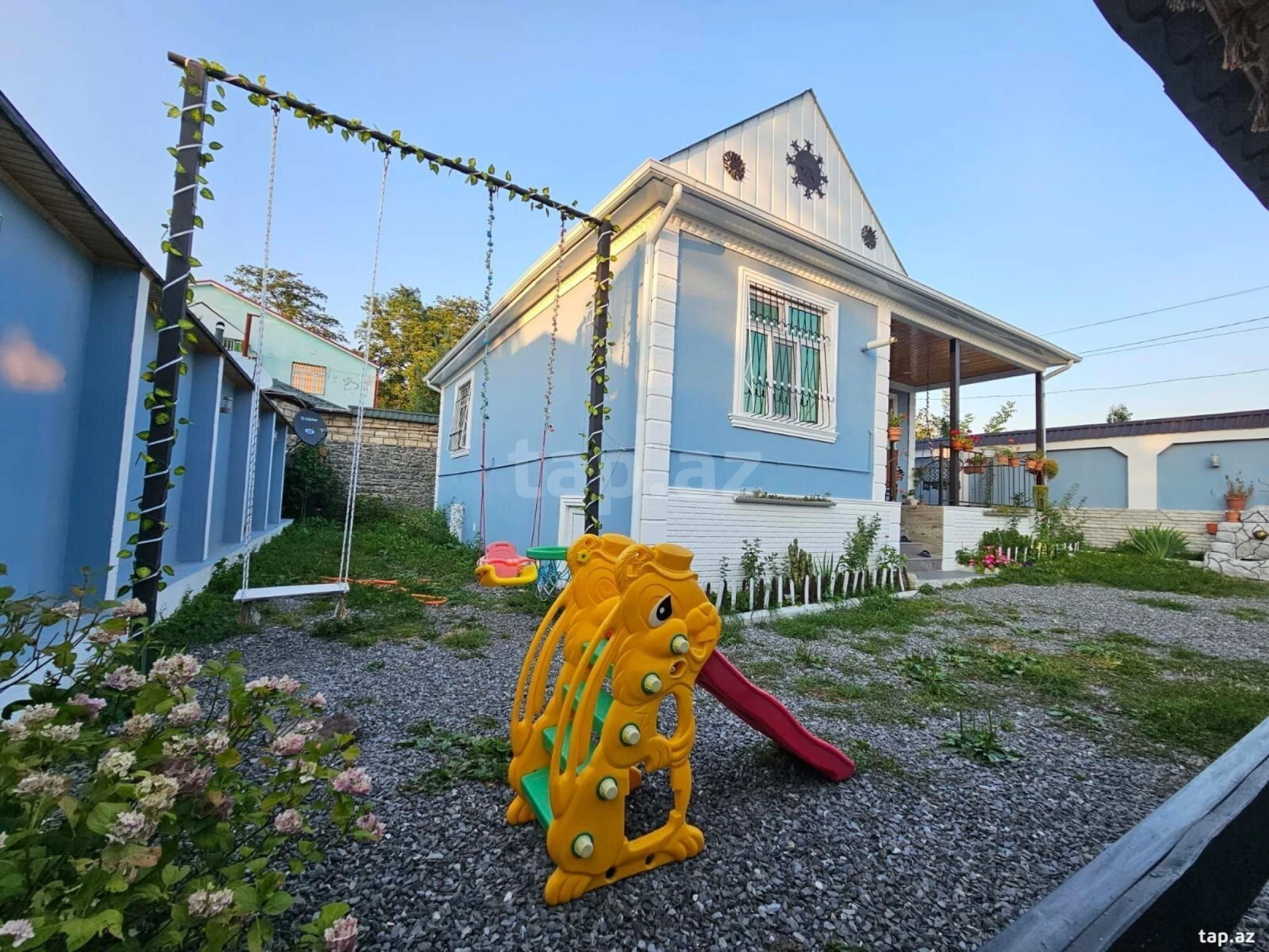 Kirayə verilir 2 otaqlı həyət evi