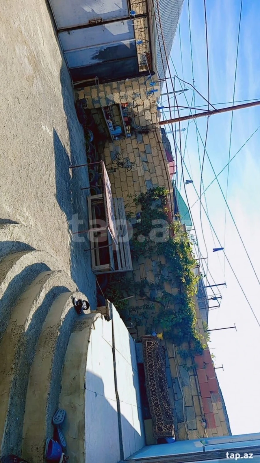 Satılır 3 otaqlı həyət evi