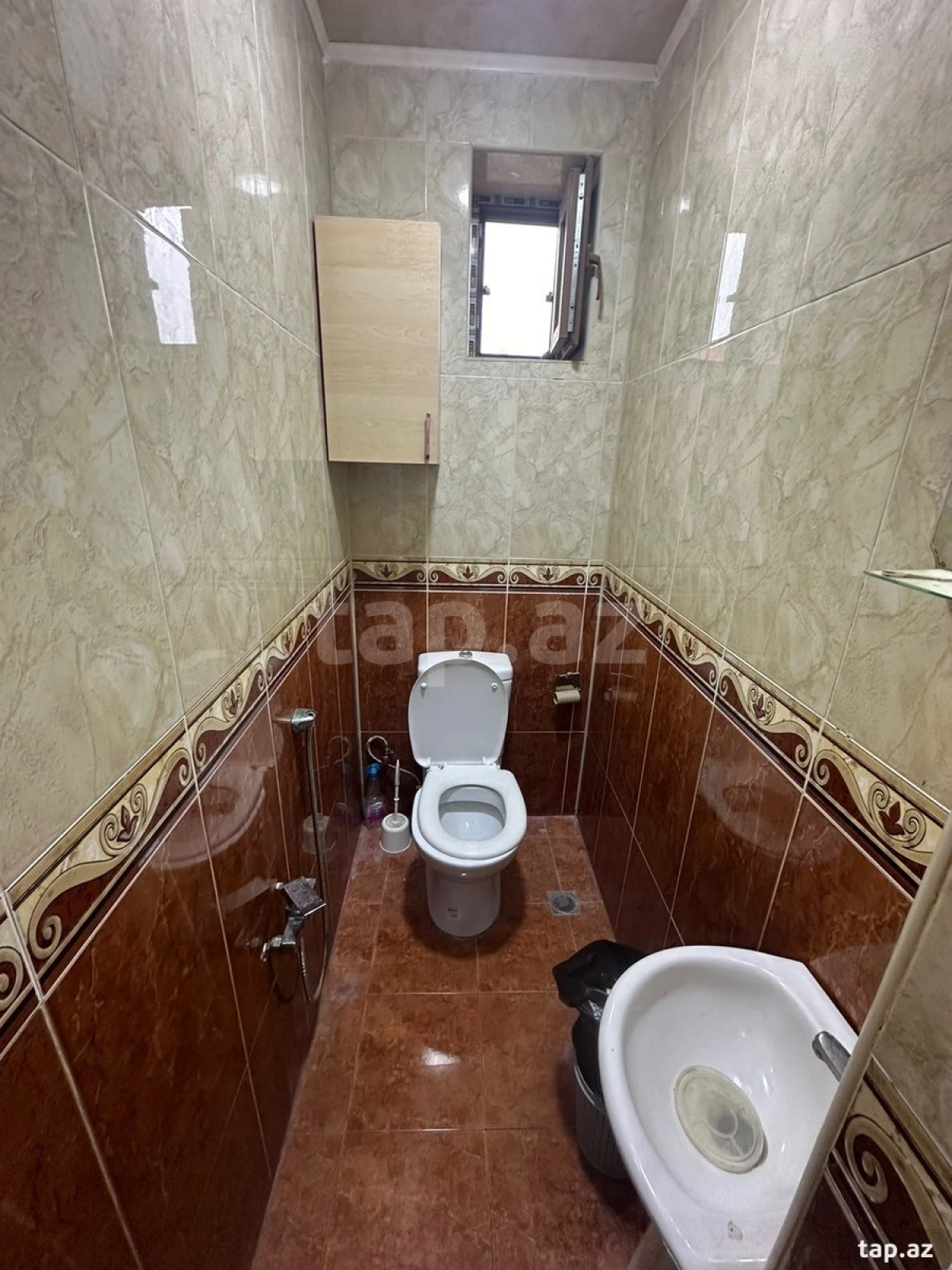 Satılır 5 otaqlı həyət evi