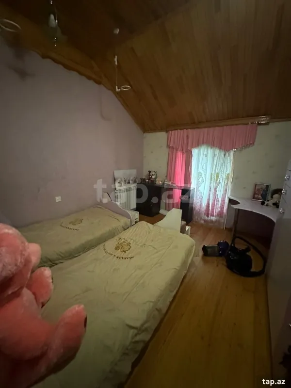 Satılır 5 otaqlı həyət evi