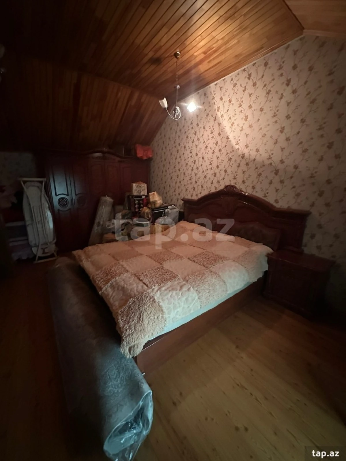 Satılır 5 otaqlı həyət evi