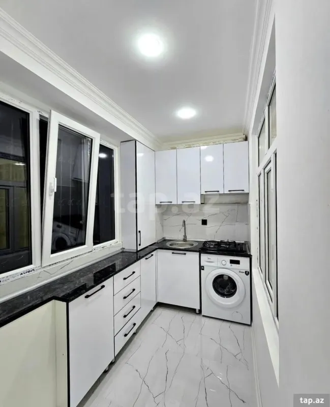 Satılır 2 otaqlı mənzil 52 m²
