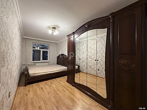 Kirayə verilir 2 otaqlı mənzil 65 m²