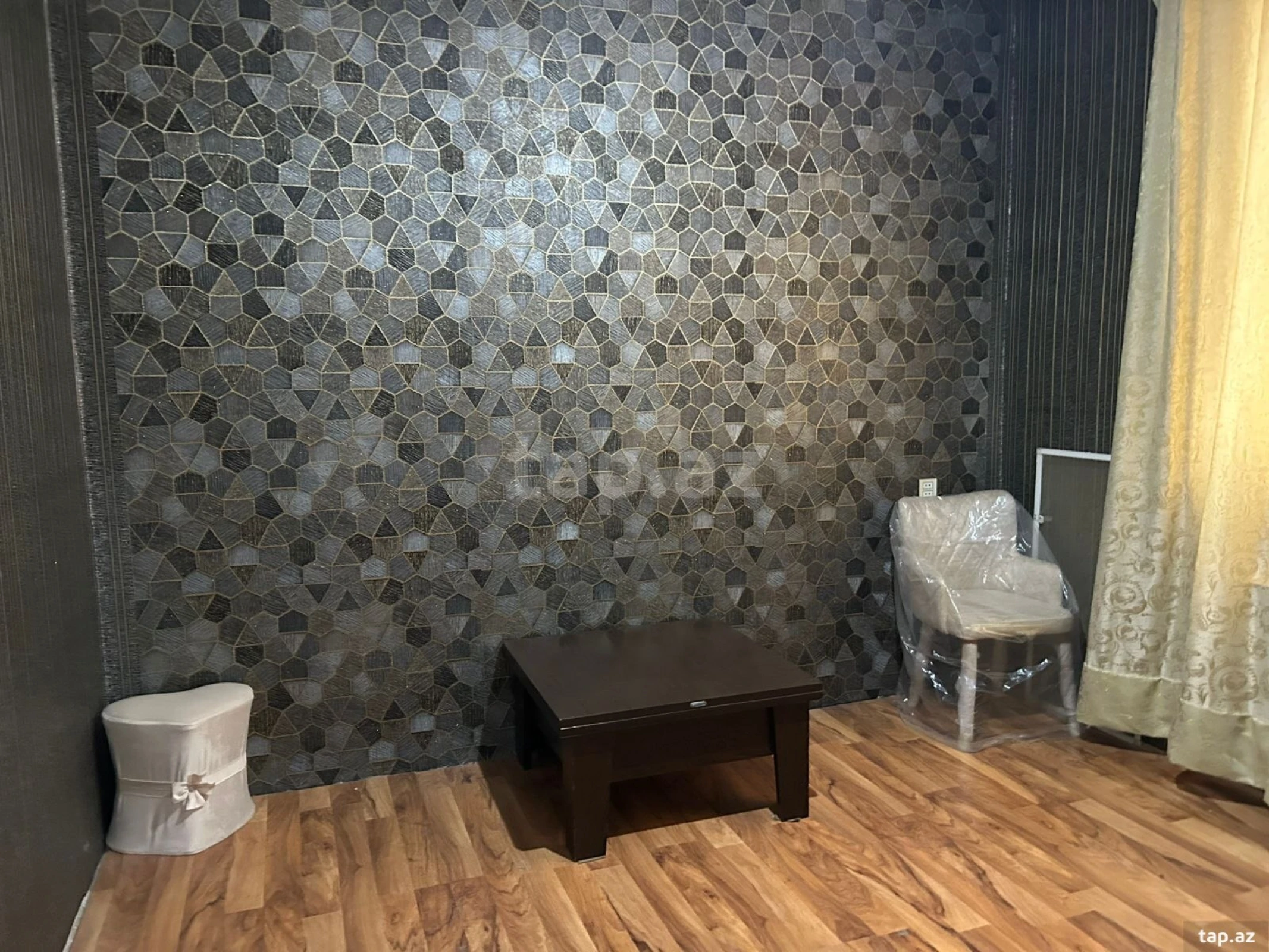 Kirayə verilir 3 otaqlı həyət evi