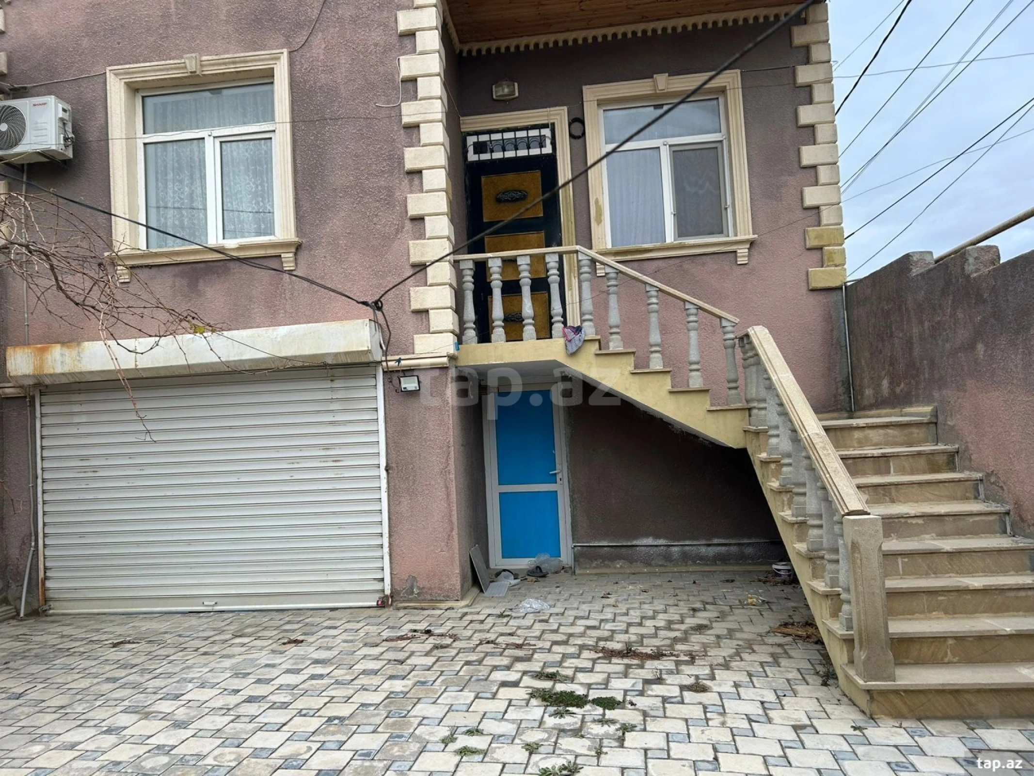 Kirayə verilir 3 otaqlı həyət evi