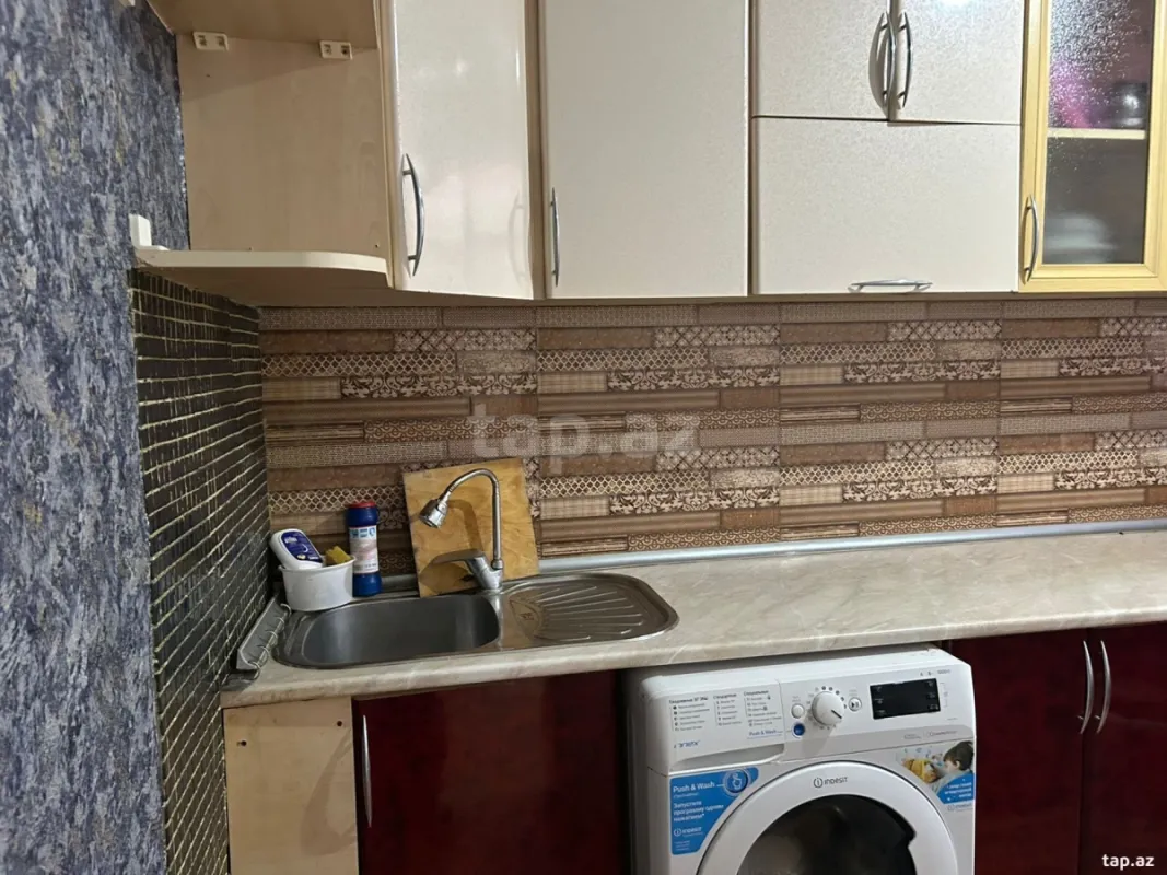 Kirayə verilir 3 otaqlı həyət evi