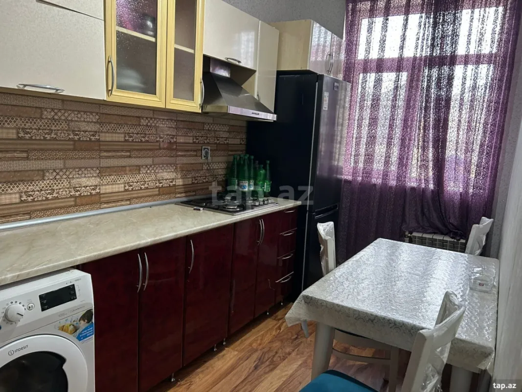 Kirayə verilir 3 otaqlı həyət evi