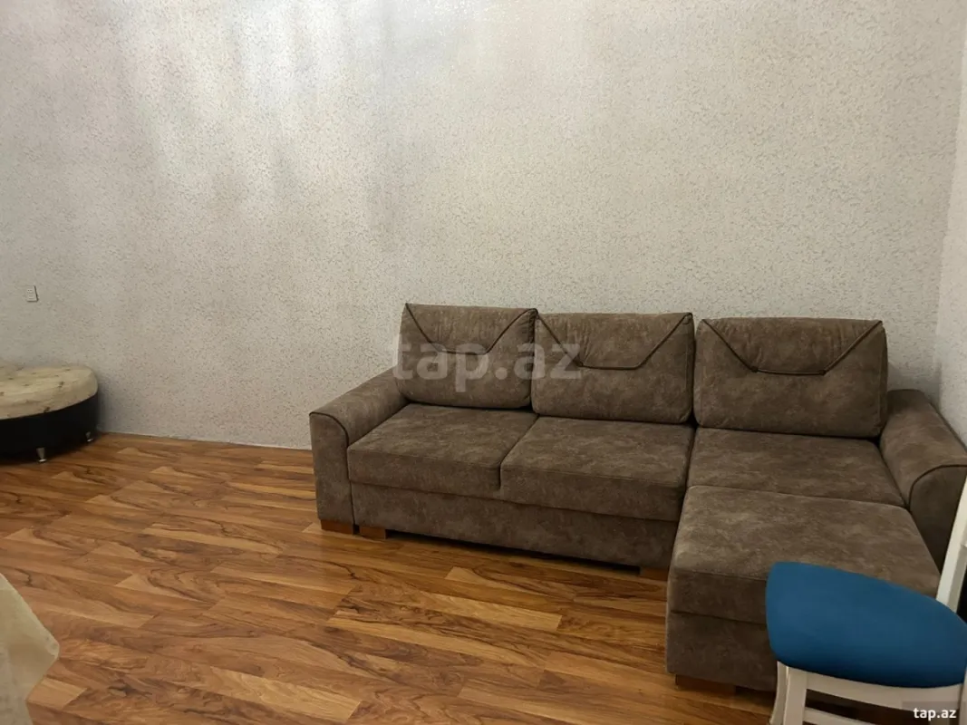 Kirayə verilir 3 otaqlı həyət evi