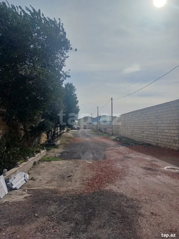 Satılır 5 otaqlı həyət evi