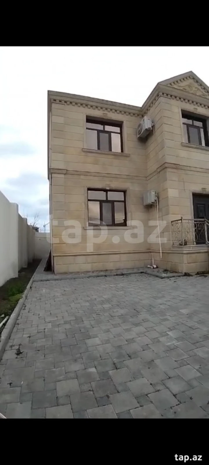 Satılır 6 otaqlı həyət evi