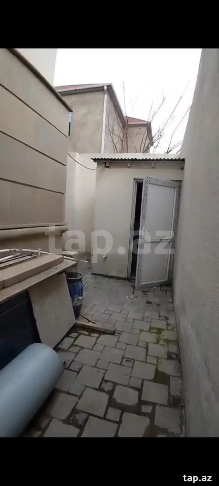 Satılır 6 otaqlı həyət evi