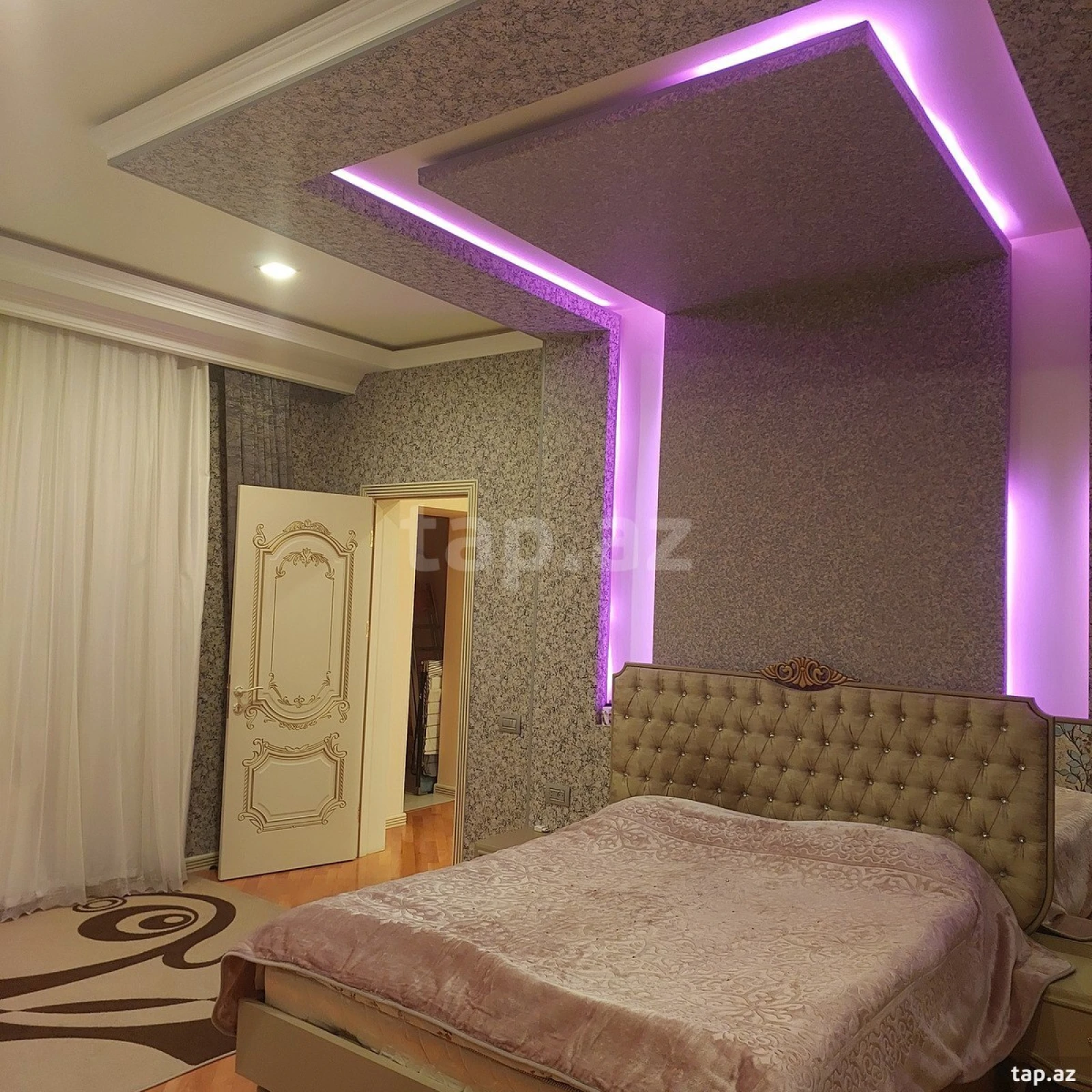 Satılır 6 otaqlı həyət evi