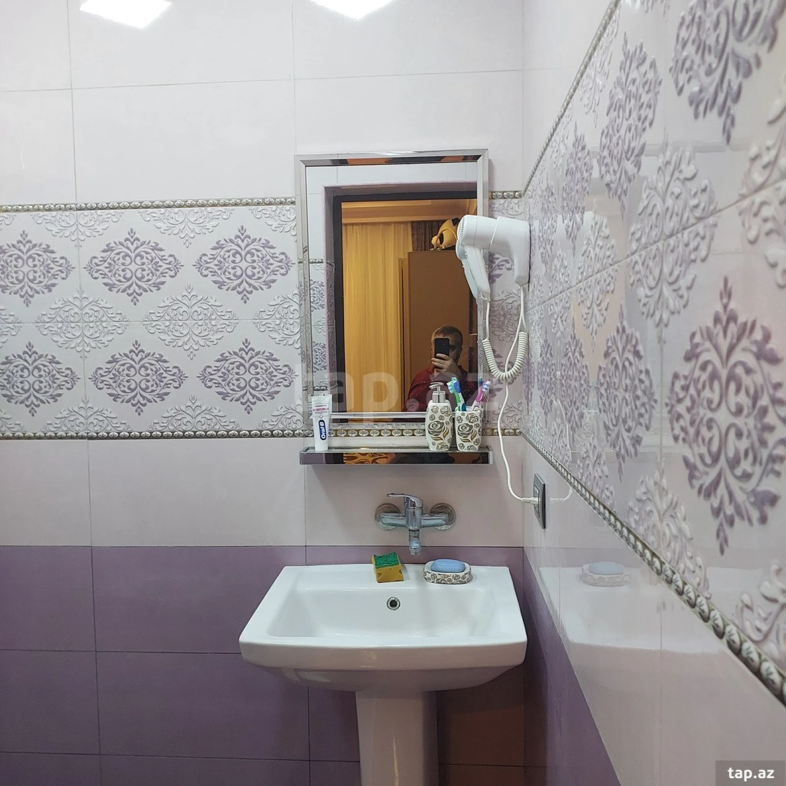 Satılır 6 otaqlı həyət evi