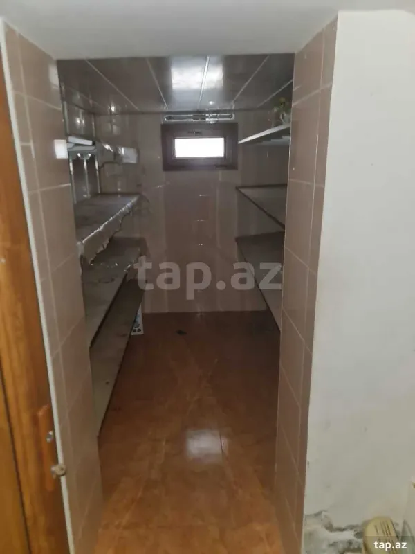 Kirayə verilir 7 otaqlı həyət evi